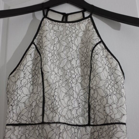 COPY - Do & be delicate Floral lace halter top Size S - Picture 3 of 14